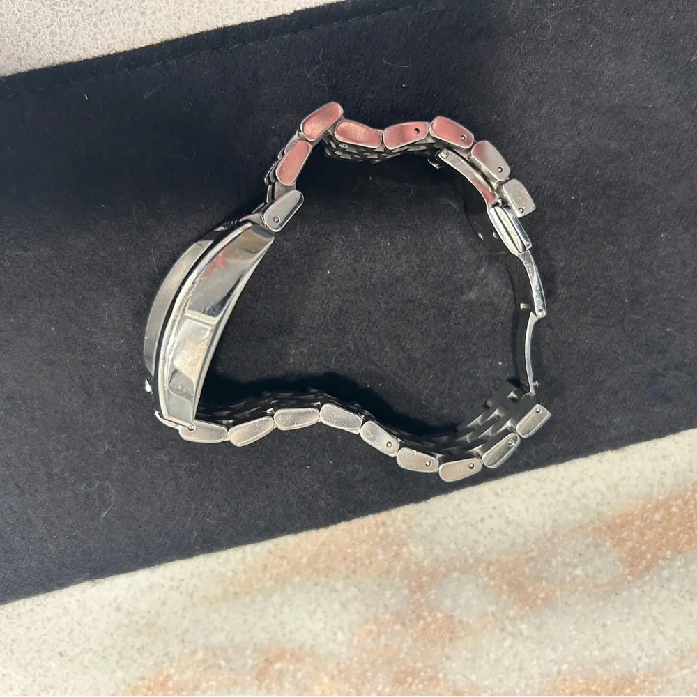 Michele Urban Mini silver watch. Battery needs replacing-works great. - Picture 5 of 7